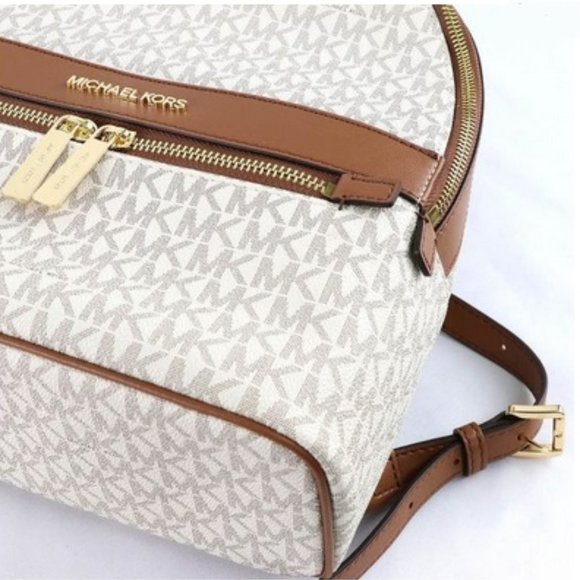 MICHAEL KORS Kenly Medium Backpack Signature Vanilla Bag - Picture 7 of 16